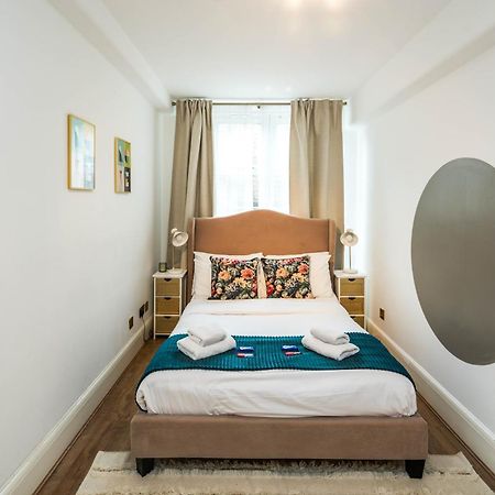 Charming Spacious 2Br Flat Near Station Plus Parking Londres Exterior foto
